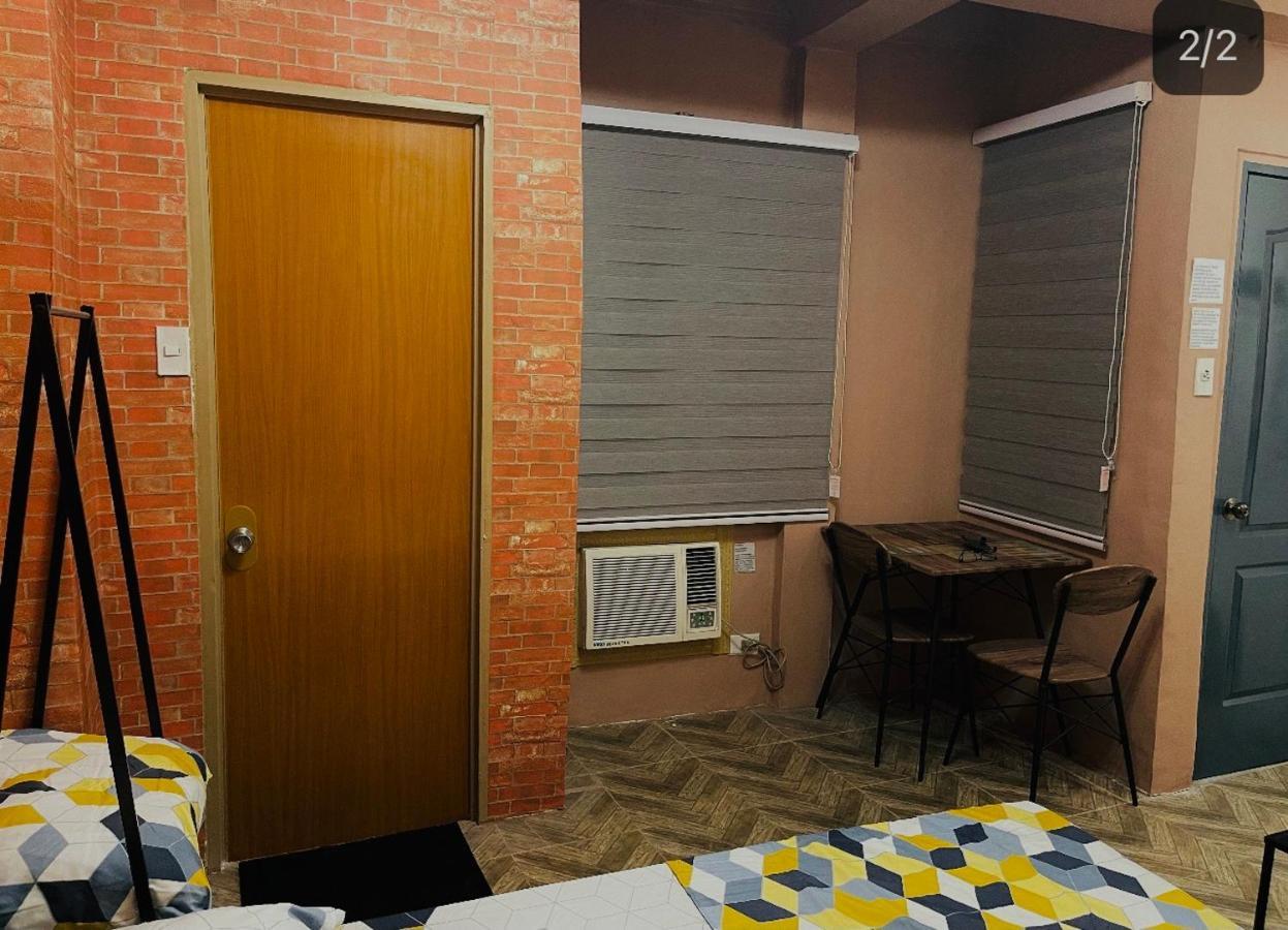 Staycation Comfort: Cozy With Fast Internet And Entertainment Apartment *